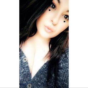 Meet your Posher, Amber